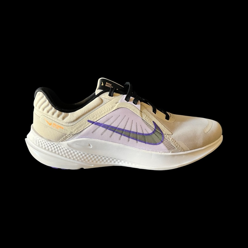 Nike Women's Quest 5 Athletic Shoes Size 12 New no box
